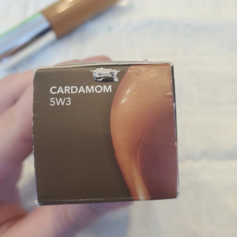 BECCA | 24 Hour Foundation - Cardamom